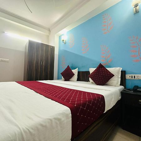 Hotel Galaxy Inn Near Delhi International Airport Nueva Delhi Exterior foto